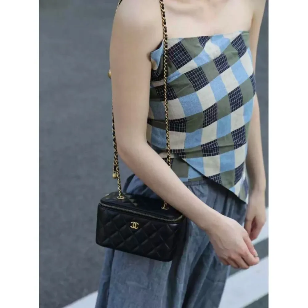 Chanel Women Pre-Loved Bag Very Good Condition
